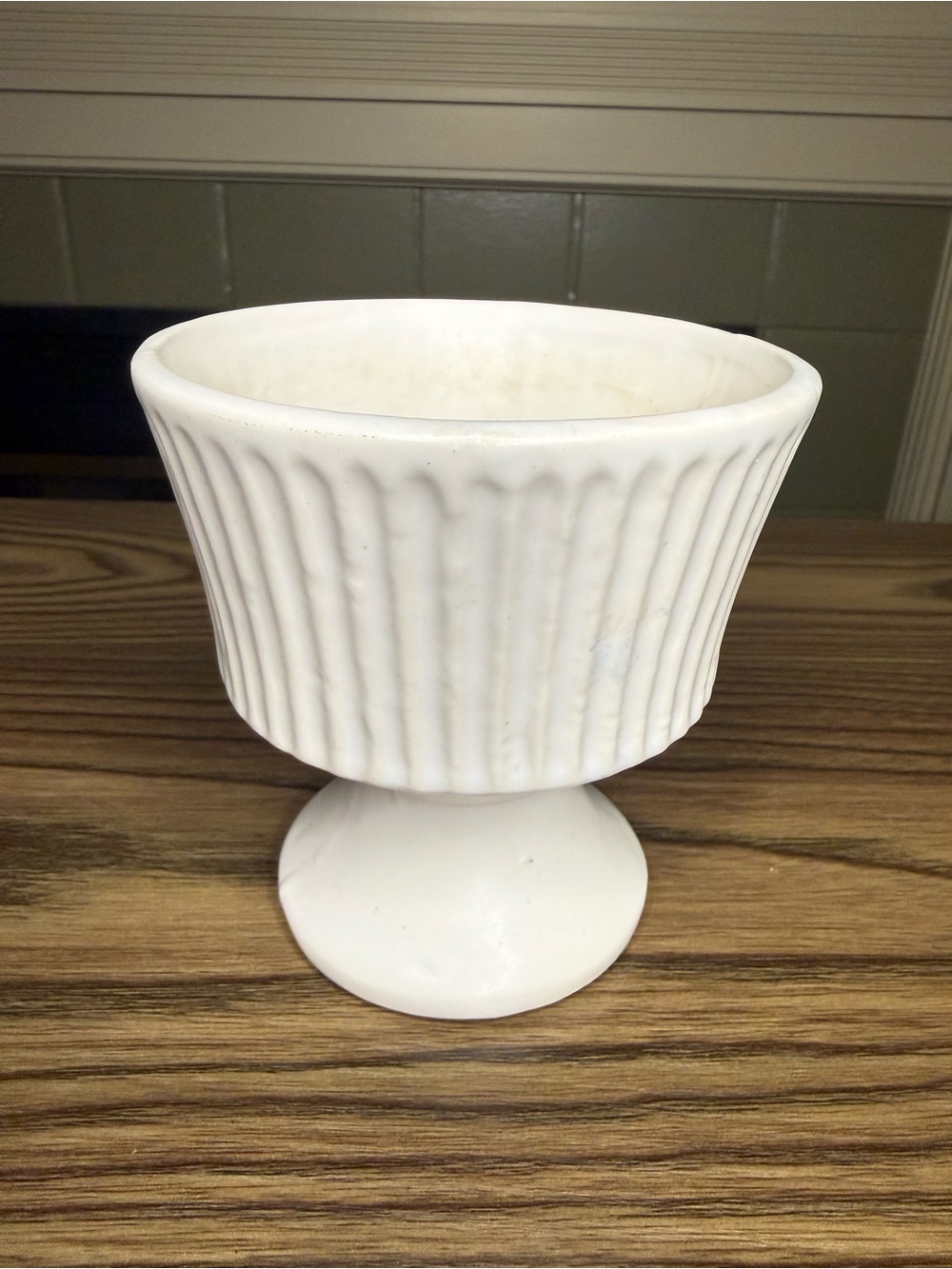 Vintage McCoy Floraline 470 Pedestal Pottery Planter-Cream